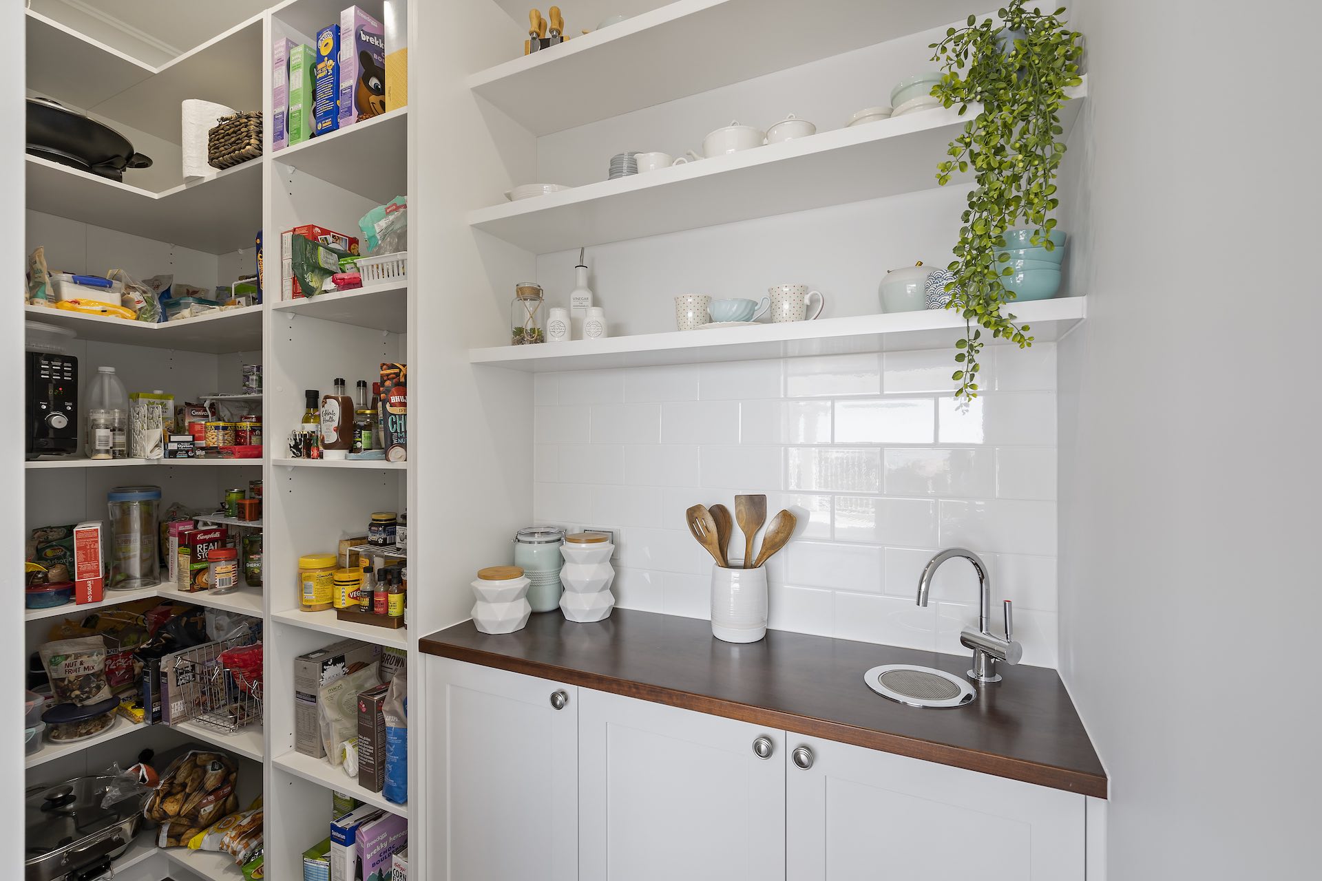 butlers pantry in kitchen renovation 